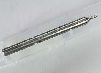outil de percage en 50 microns