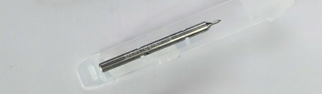 outil de percage en 50 microns